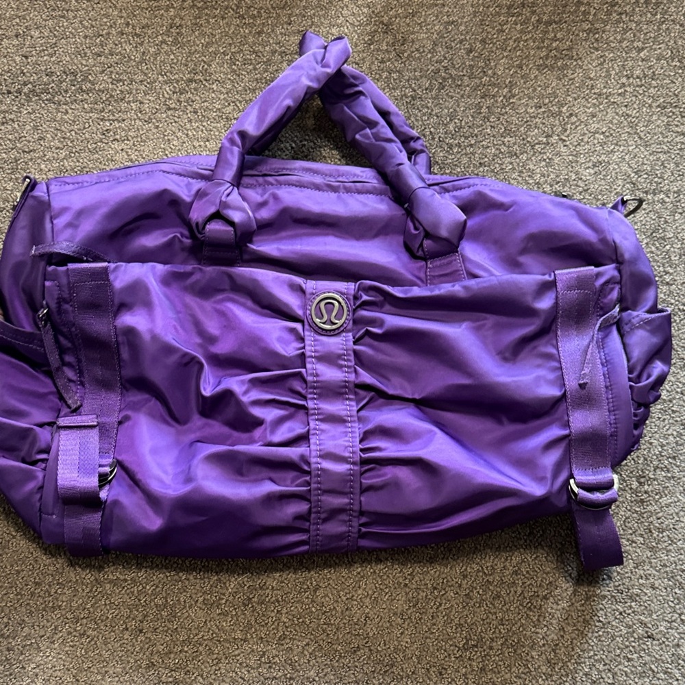 Lululemon Bon Voyage Tote lolo purple Eeuc